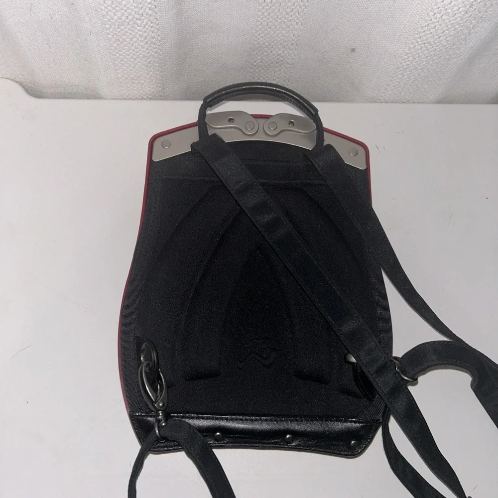 BOBLBE-E SWEDEN, HARD‎ SHELL BACKPACK, NWOT, UNUSED LABEL, PAT. PEND'G, UNISEX